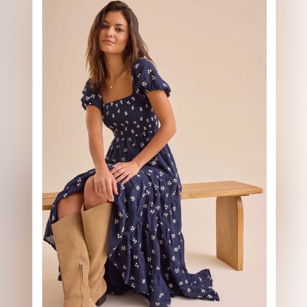 Altar’s State Navy Blue Oaklynn Embroidered Maxi Dress Small